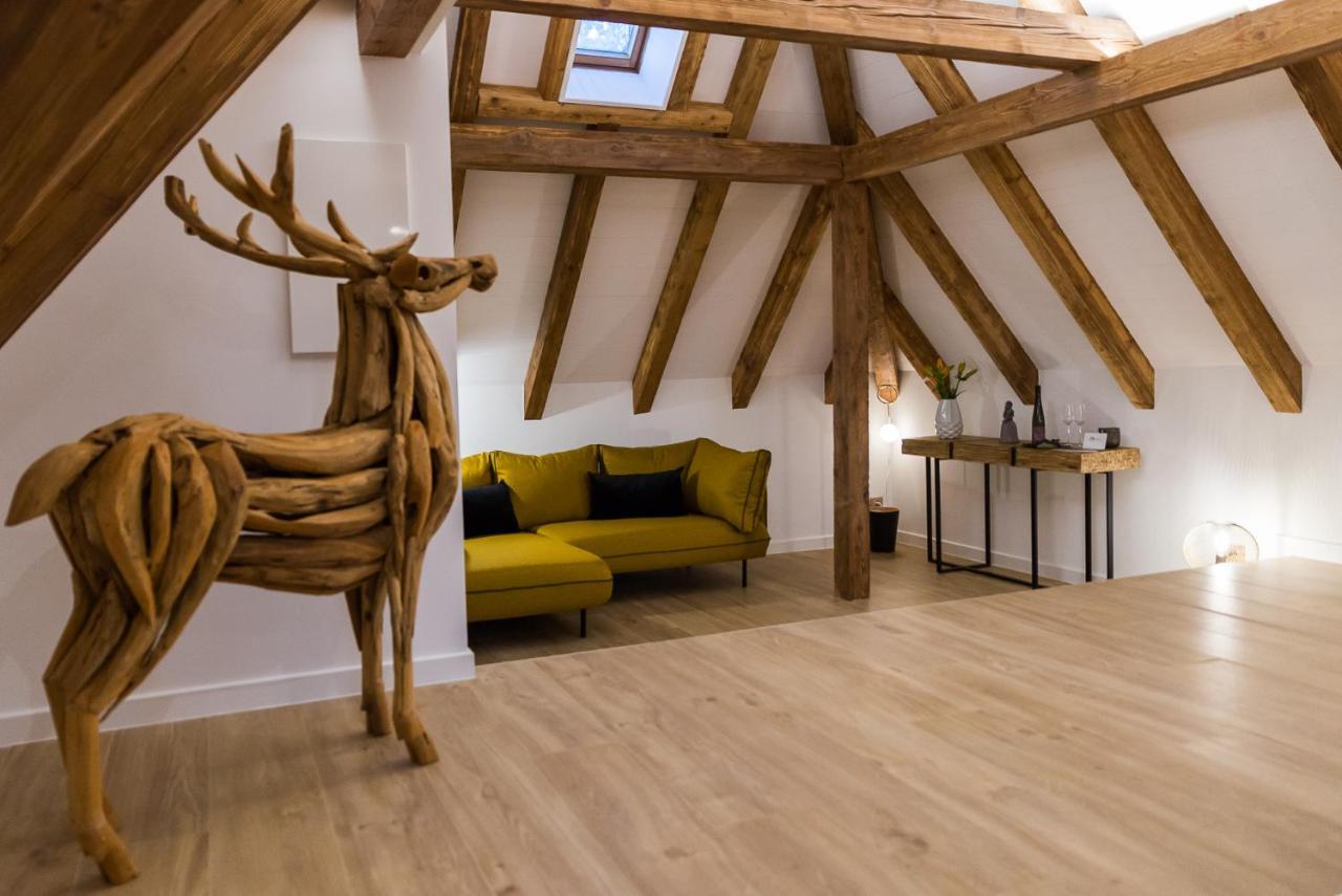 Maison D'Hotes Les Jardins De Madeleine Bernardvillé Eksteriør bilde