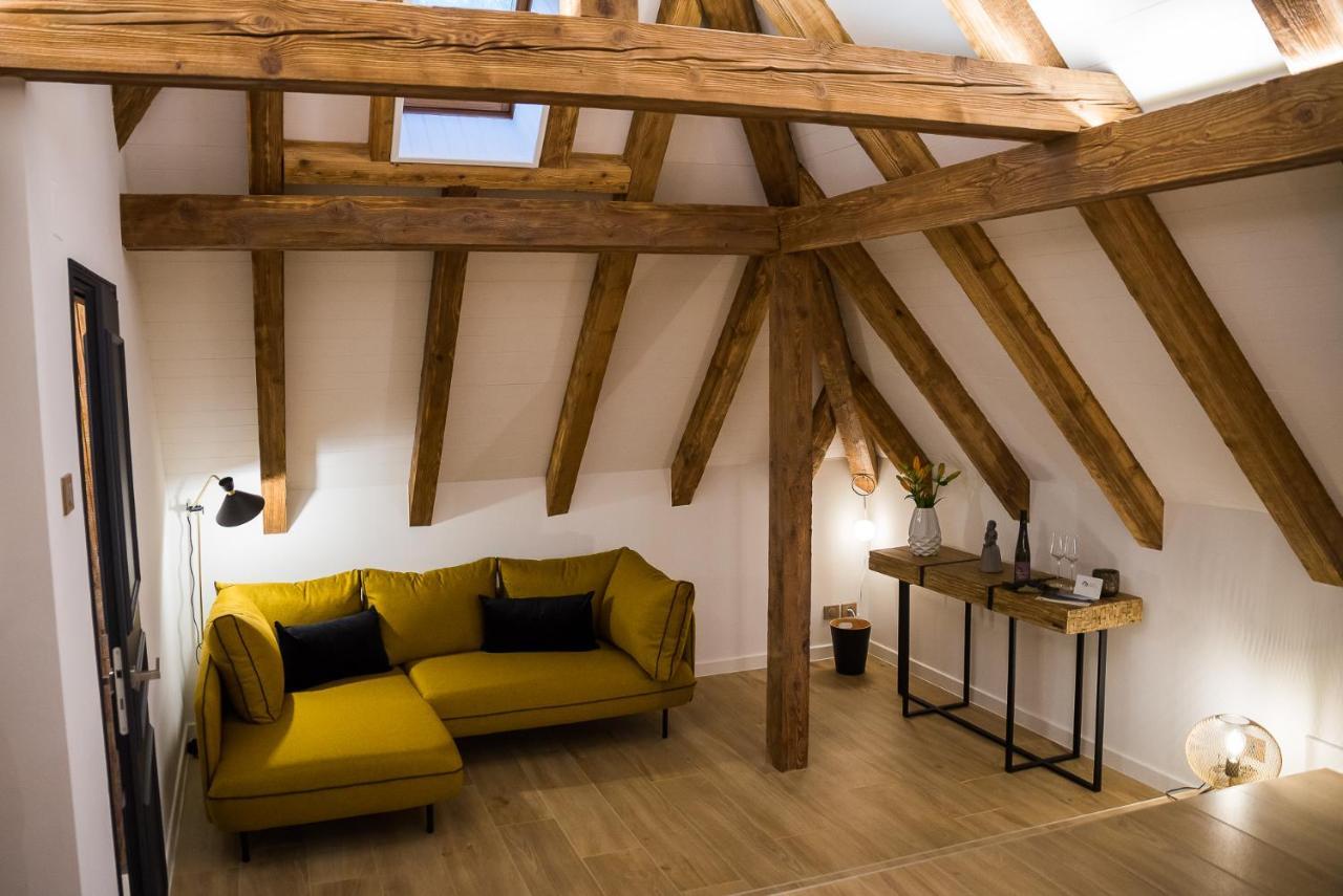 Maison D'Hotes Les Jardins De Madeleine Bernardvillé Eksteriør bilde